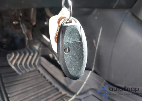 2017 Nissan Rogue Sv z USA, uszkodzony, nr VIN 5N1AT2MV0HC891510